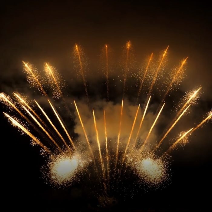 130Shots Crackling Bouquet to Crackling Comet